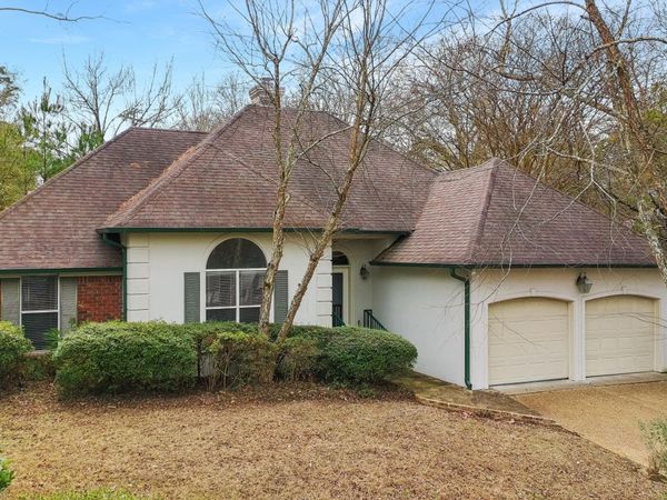28 Moss Woods Cove, Madison, MS 39110