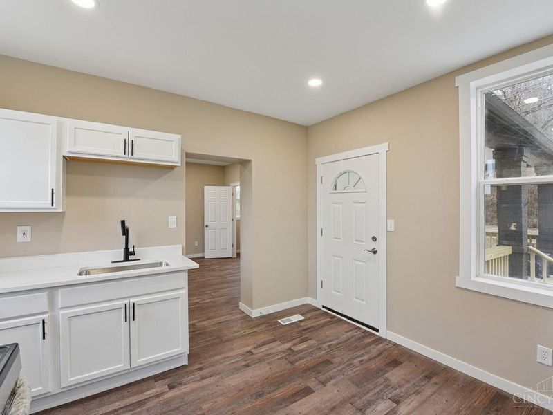 6721 Hillside Avenue, Cincinnati, OH 45233 Photo 17