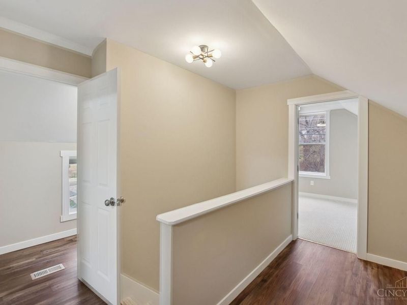 6721 Hillside Avenue, Cincinnati, OH 45233 Photo 19