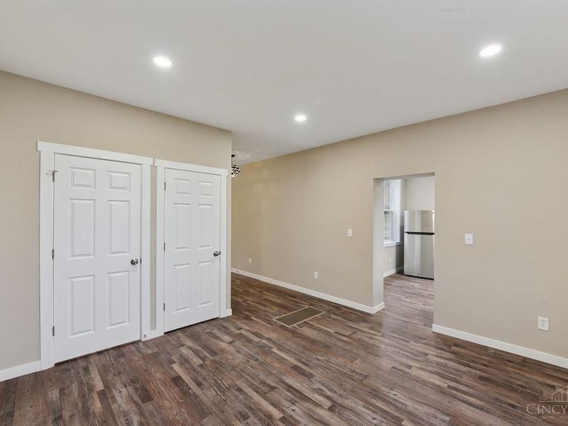 6721 Hillside Avenue, Cincinnati, OH 45233 Photo 32