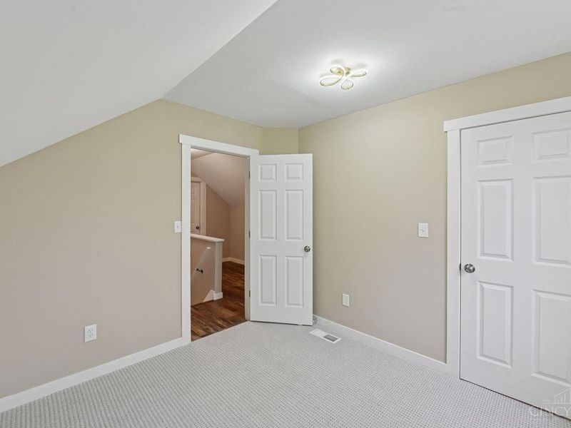 6721 Hillside Avenue, Cincinnati, OH 45233 Photo 35