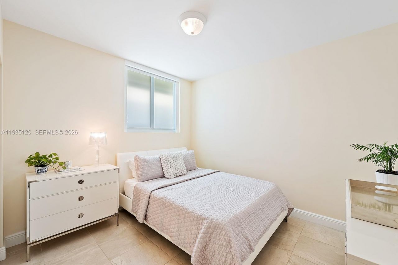 6305 Indian Creek Dr, Unit 4D, Miami Beach, FL 33141 Photo