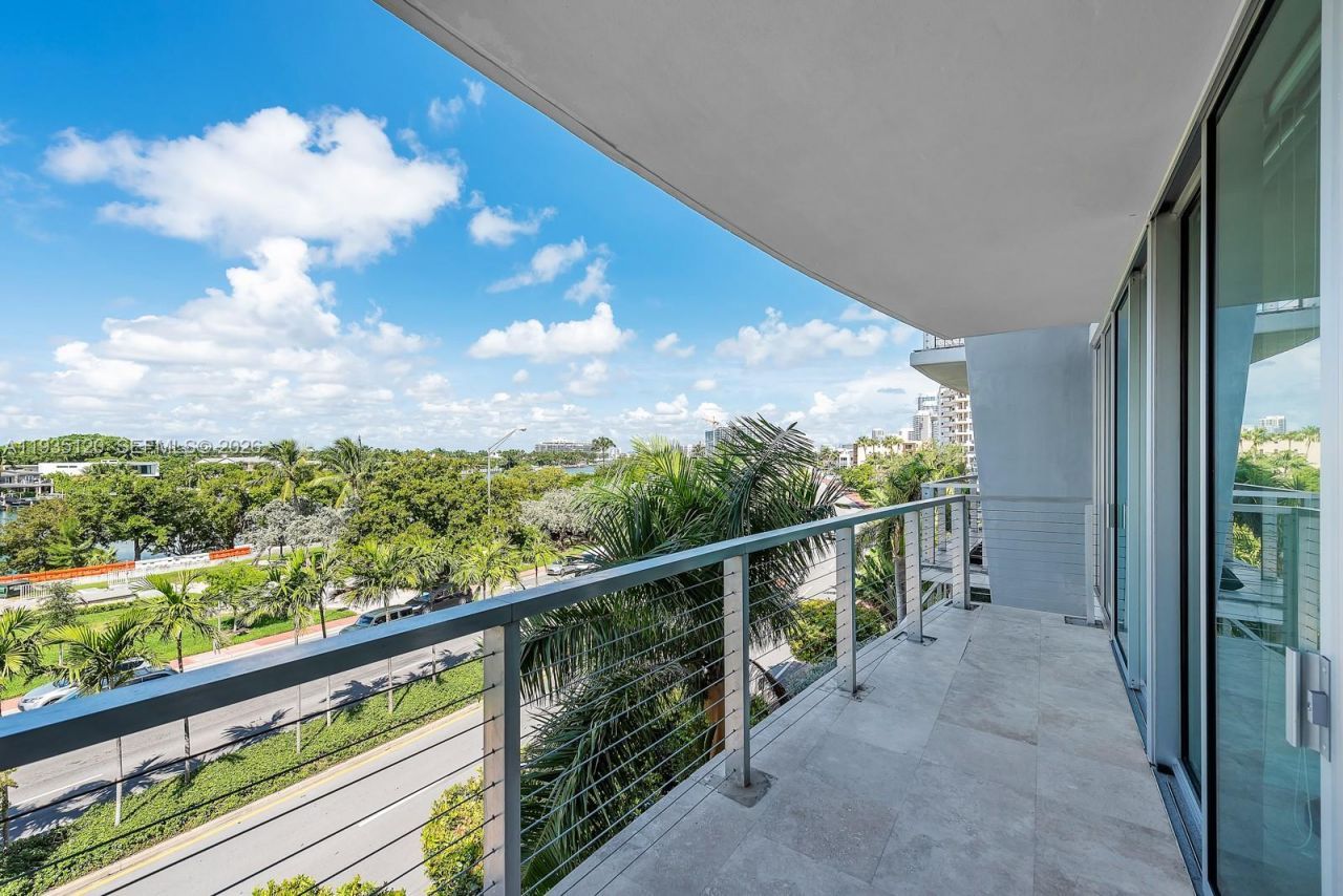 6305 Indian Creek Dr, Unit 4D, Miami Beach, FL 33141 Photo