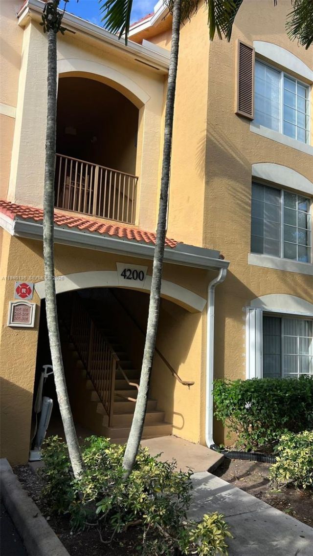 4200 San Marino Blvd, Unit 308, West Palm Beach, FL 33409 Photo