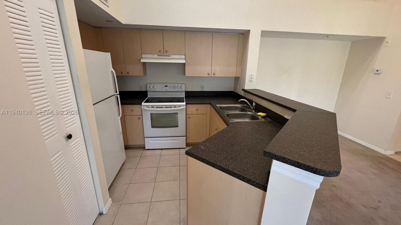 4200 San Marino Blvd, Unit 308, West Palm Beach, FL 33409 Photo