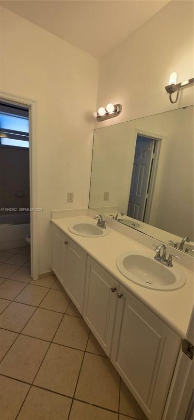 215 NE 36th Avenue Rd, Homestead, FL 33033 Photo