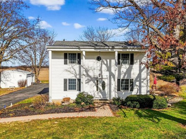 19590 Florence Chapel Pike , Circleville, OH 43113