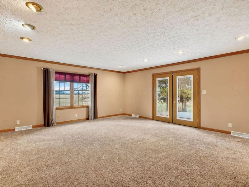 19590 Florence Chapel Pike , Circleville, OH 43113 Photo 14