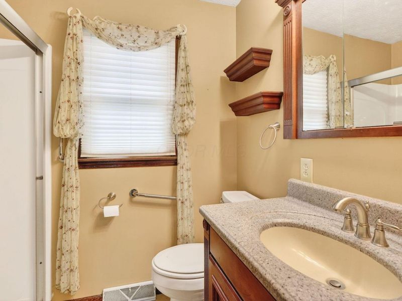 19590 Florence Chapel Pike , Circleville, OH 43113 Photo 34