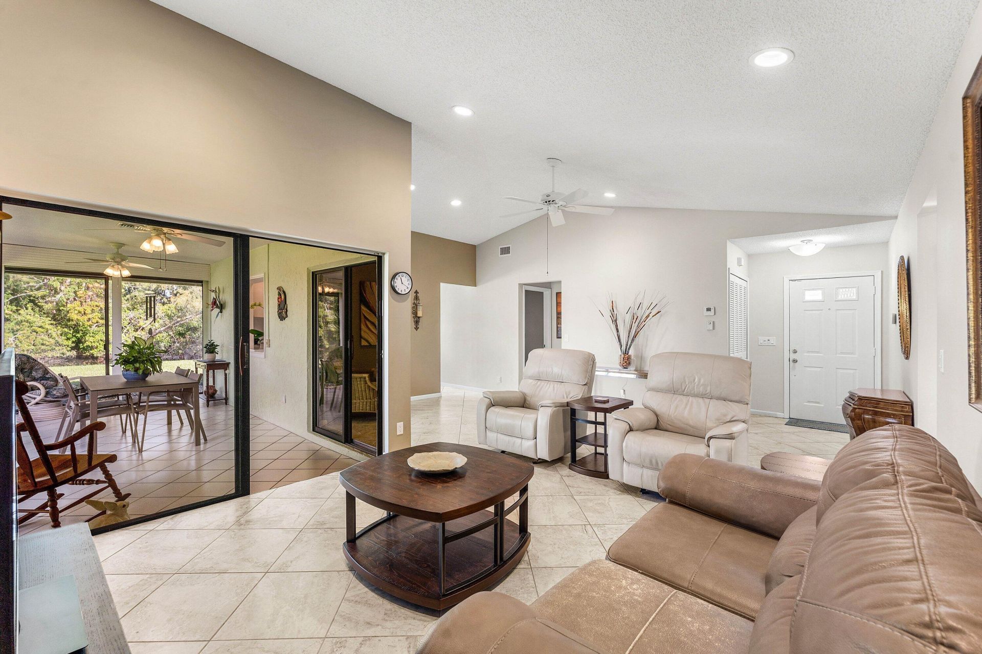 5574 Parkwalk Circle E, Boynton Beach, FL 33472 Photo