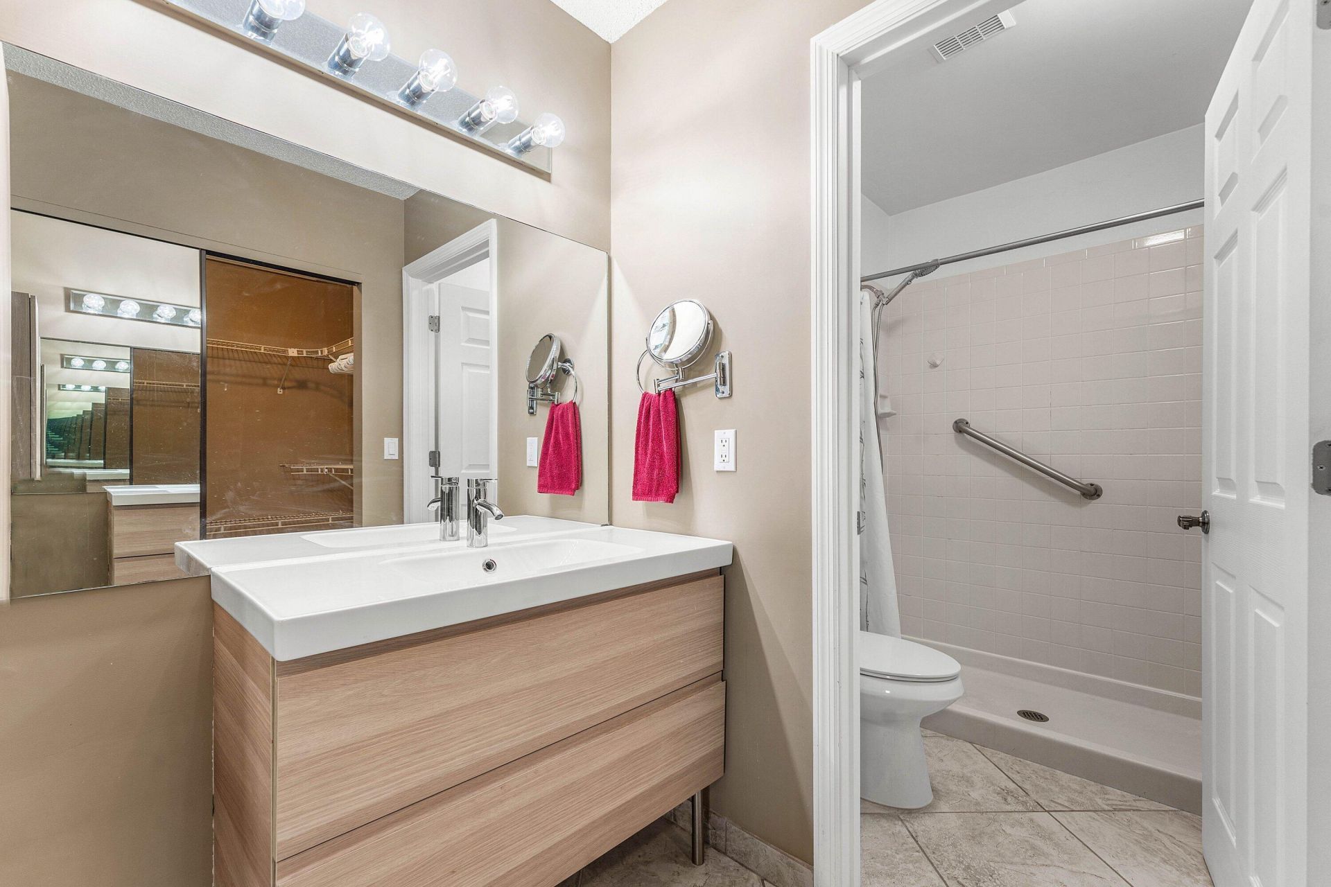 5574 Parkwalk Circle E, Boynton Beach, FL 33472 Photo