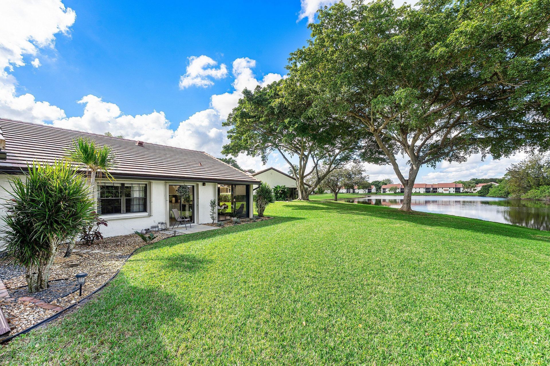 5574 Parkwalk Circle E, Boynton Beach, FL 33472 Photo