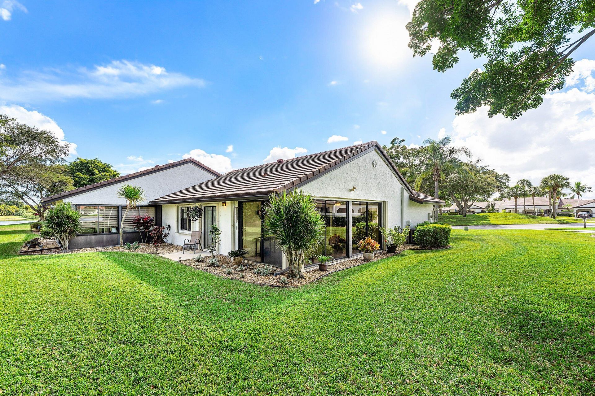 5574 Parkwalk Circle E, Boynton Beach, FL 33472 Photo