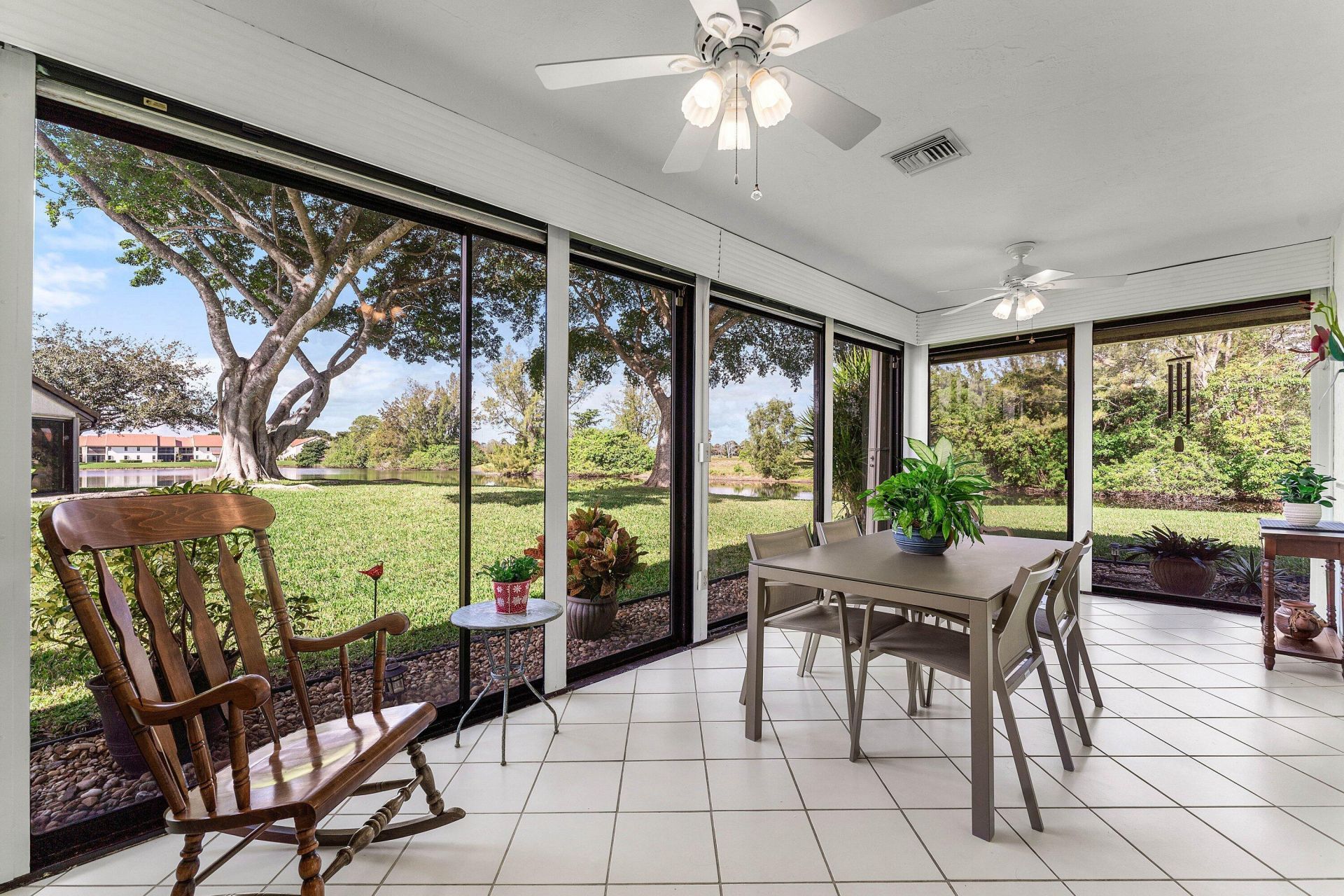 5574 Parkwalk Circle E, Boynton Beach, FL 33472 Photo