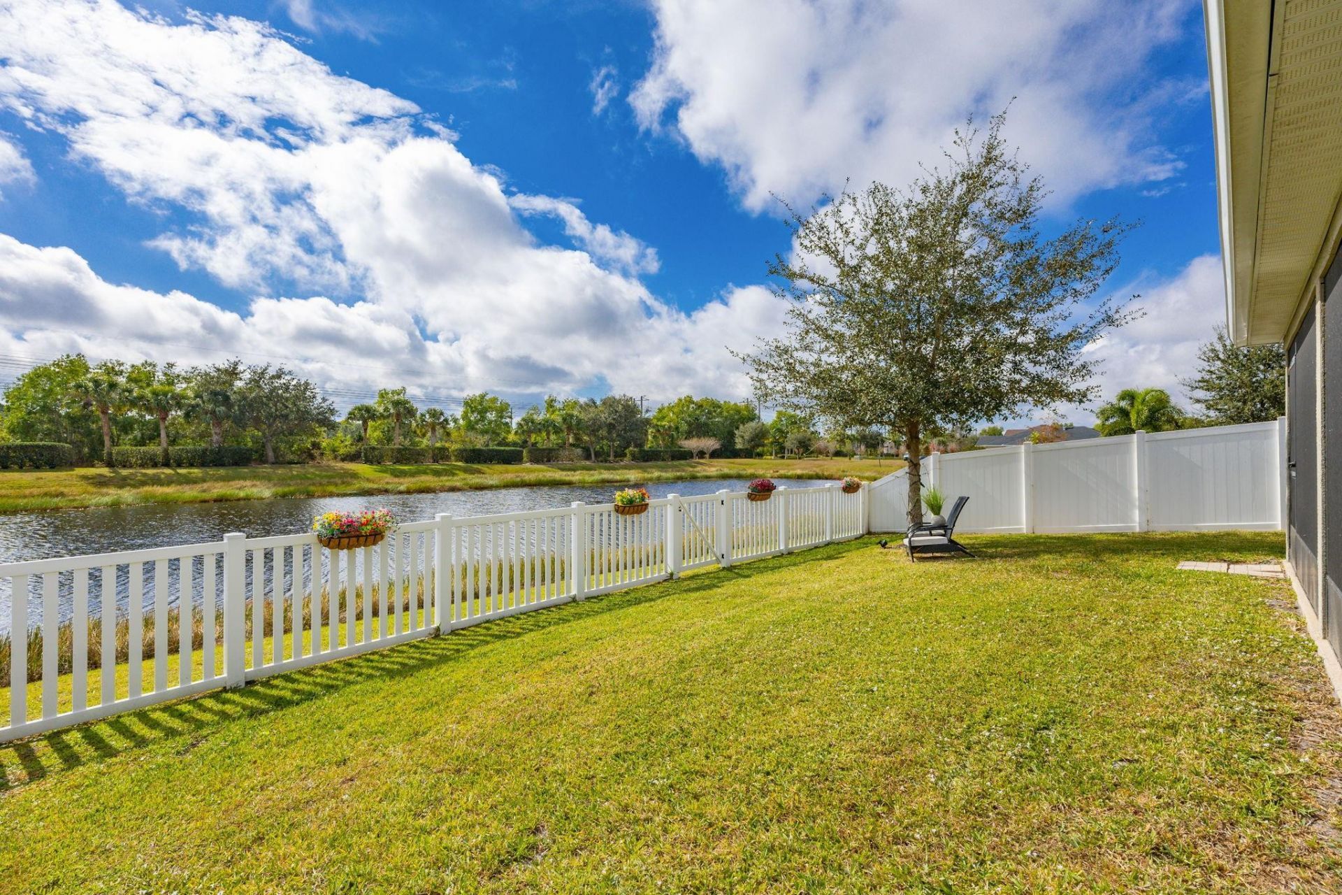 5580 NW Pine Trail Circle, Port Saint Lucie, FL 34983 Photo