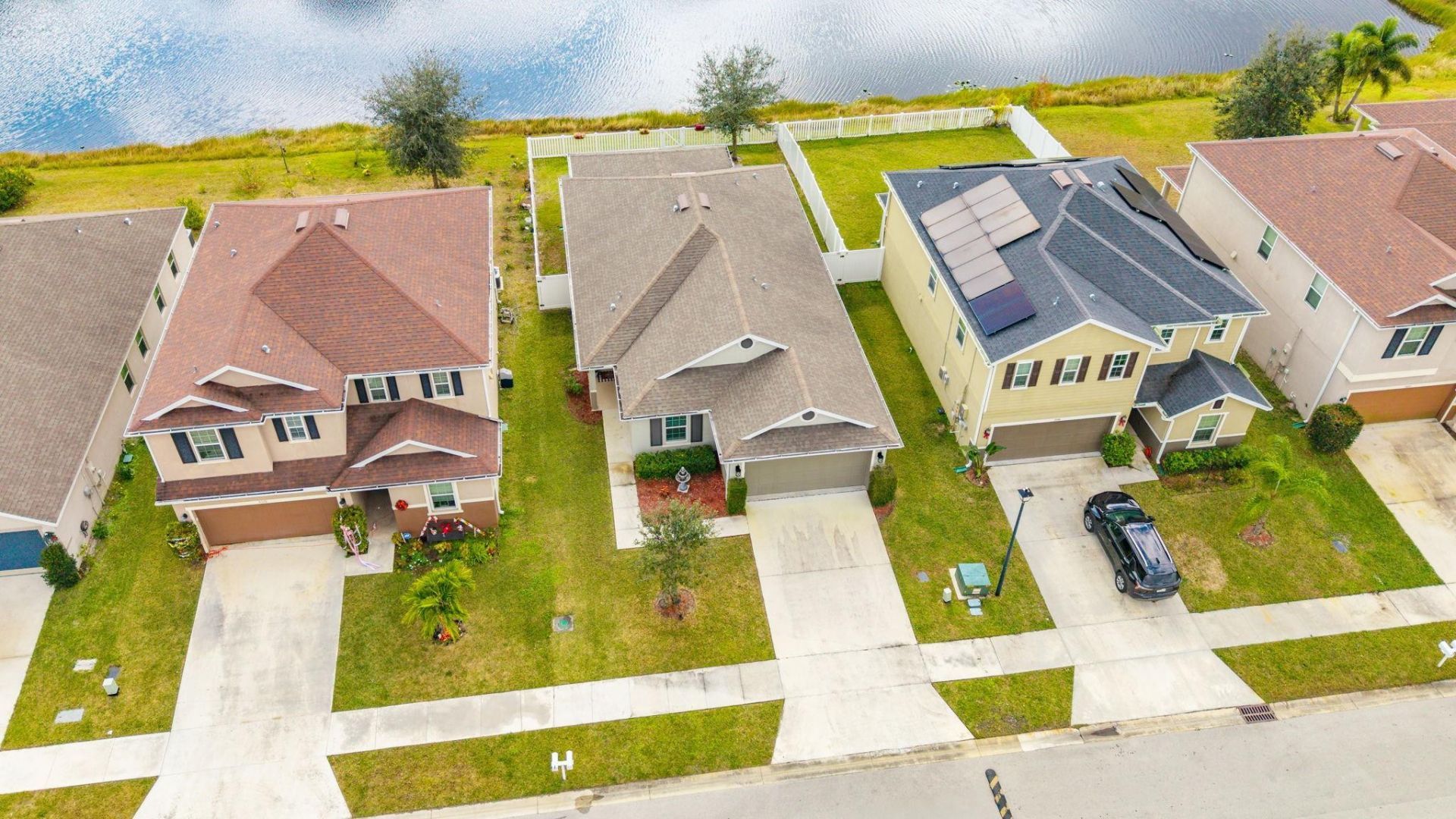 5580 NW Pine Trail Circle, Port Saint Lucie, FL 34983 Photo