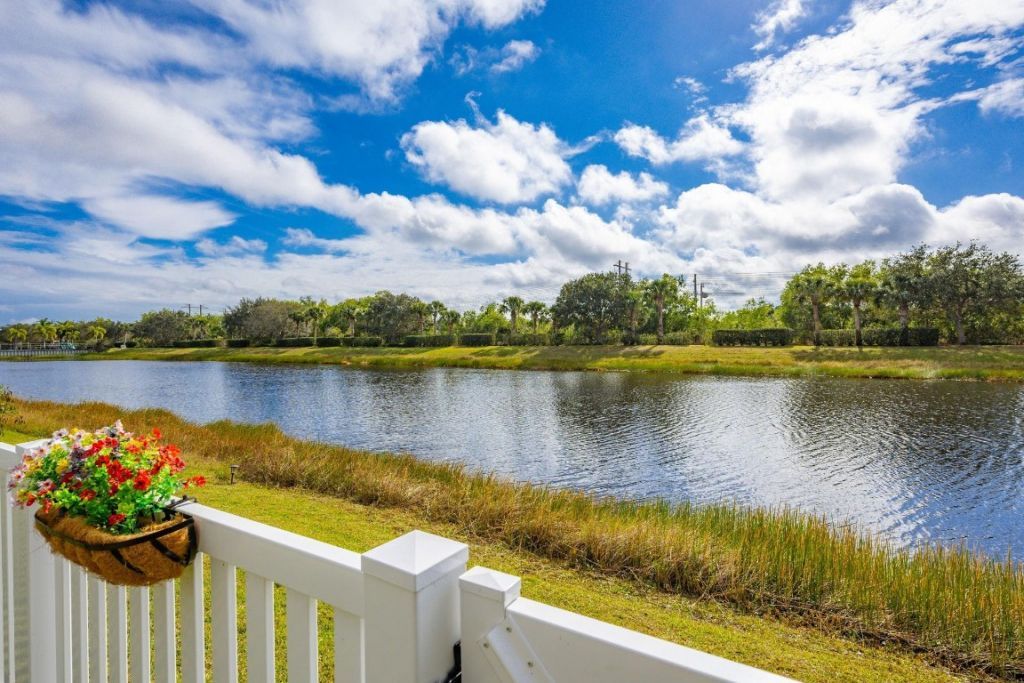 5580 NW Pine Trail Cir, Port Saint Lucie, FL 34983 Photo