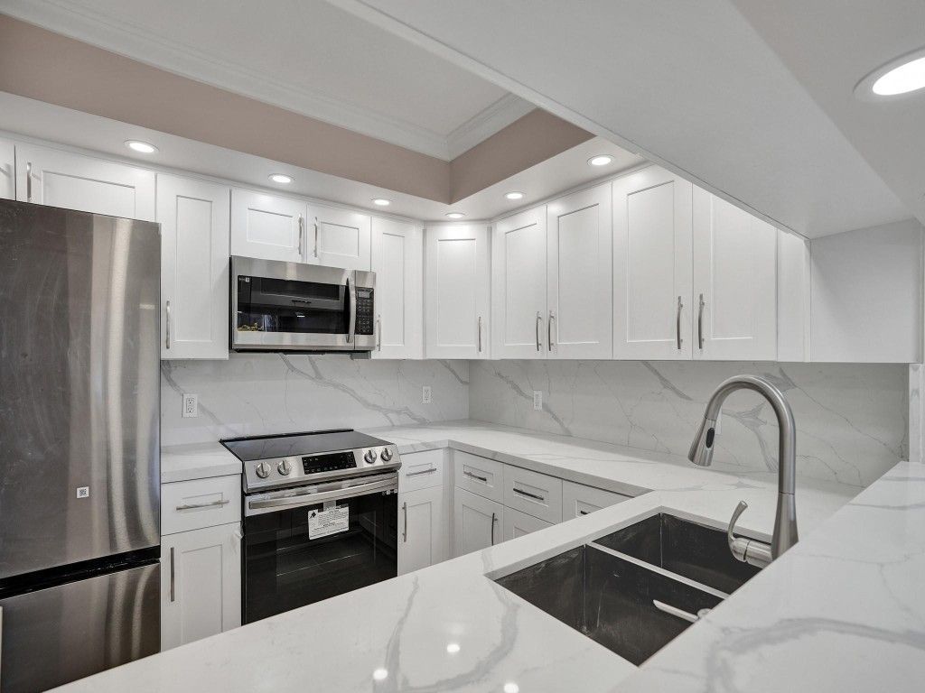 701 SW 142nd Avenue, Unit 311, Pembroke Pines, FL 33027 Photo