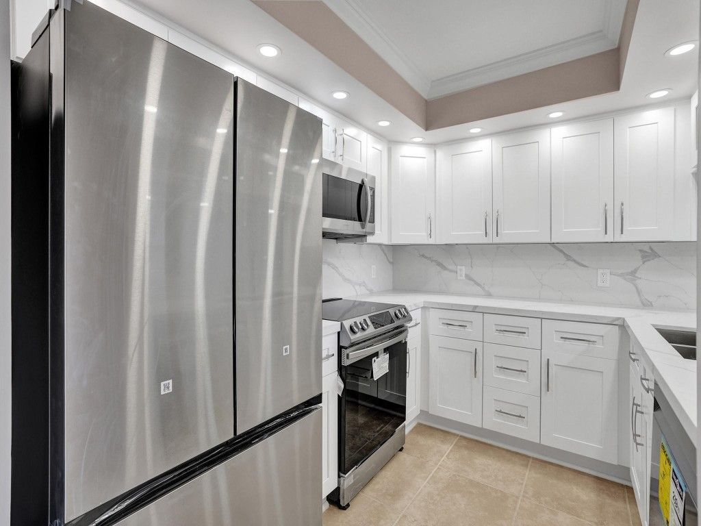 701 SW 142nd Avenue, Unit 311, Pembroke Pines, FL 33027 Photo