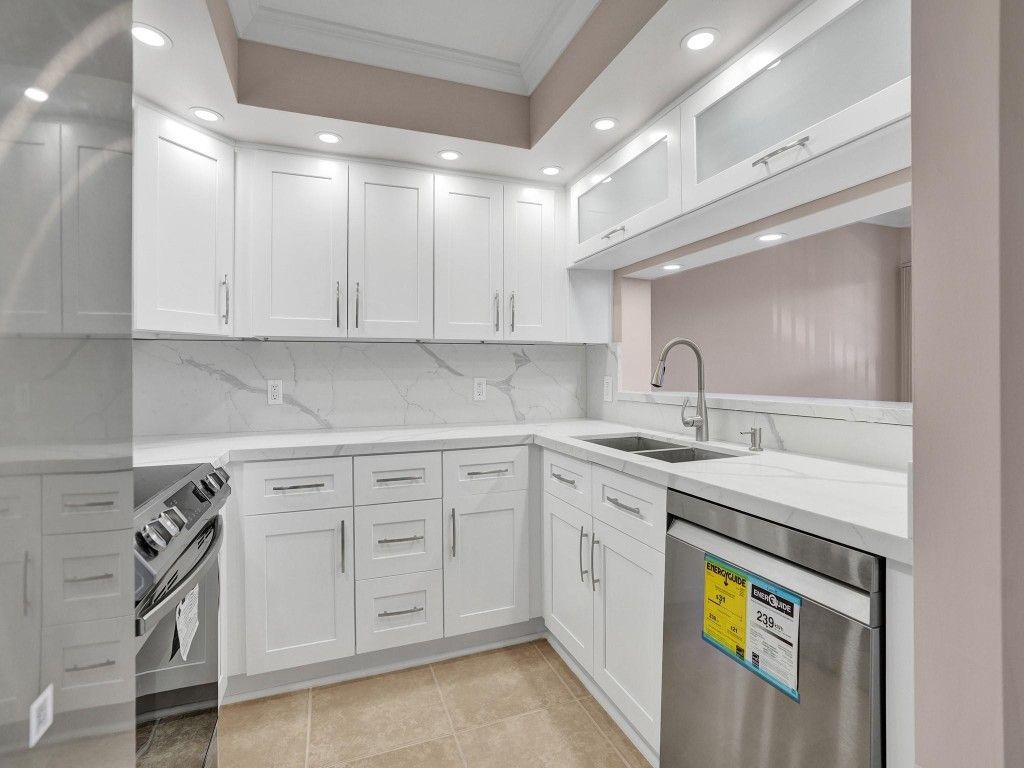 701 SW 142nd Avenue, Unit 311, Pembroke Pines, FL 33027 Photo