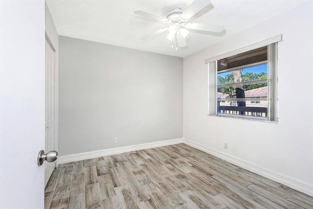 911 Twin Lakes Drive, Unit 3-N, Coral Springs, FL 33071 Photo