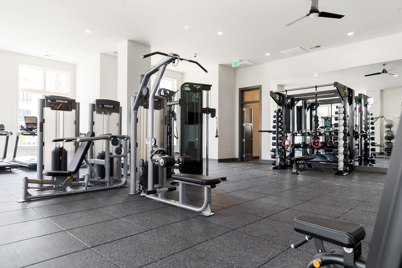 540 Helmsman Street Photo 5