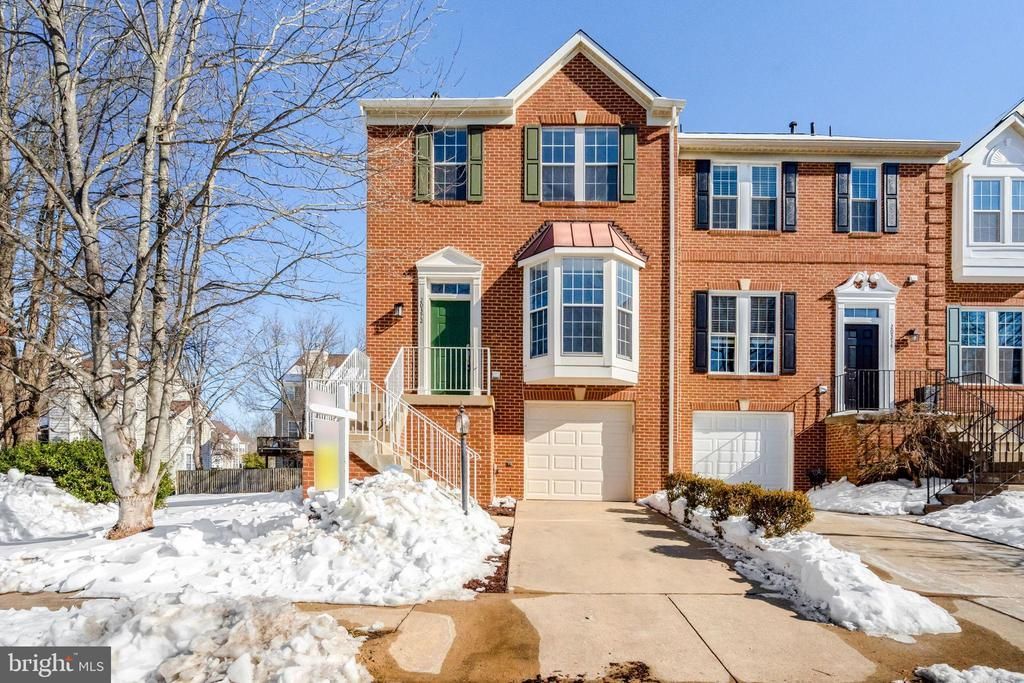 20372 Briarcliff Terrace, Sterling, VA 20165 Main Photo