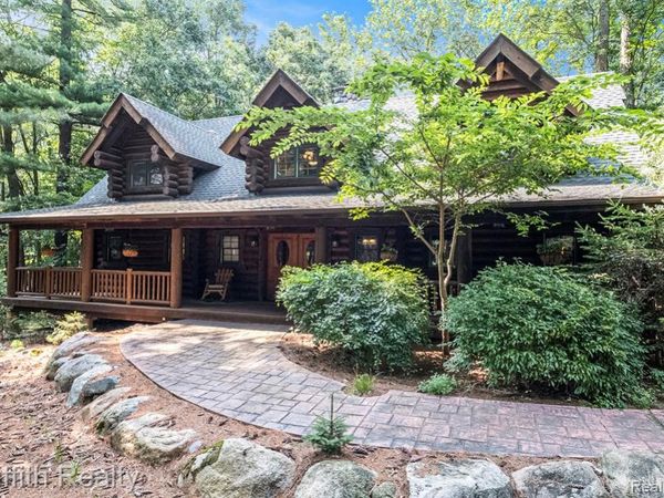 11245 Guyn Drive, Brighton Twp, MI 48114