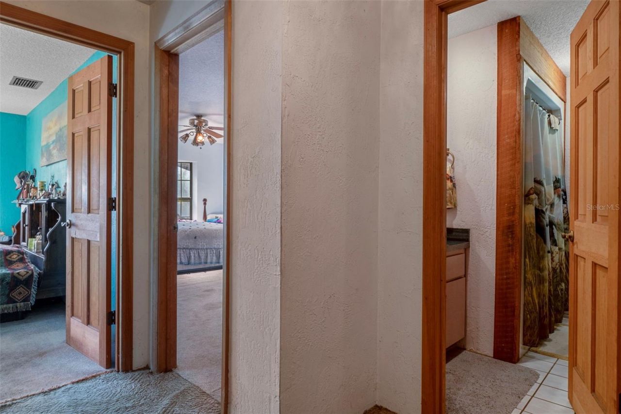 27910 Debbie Road, Okahumpka, FL 34762 Photo