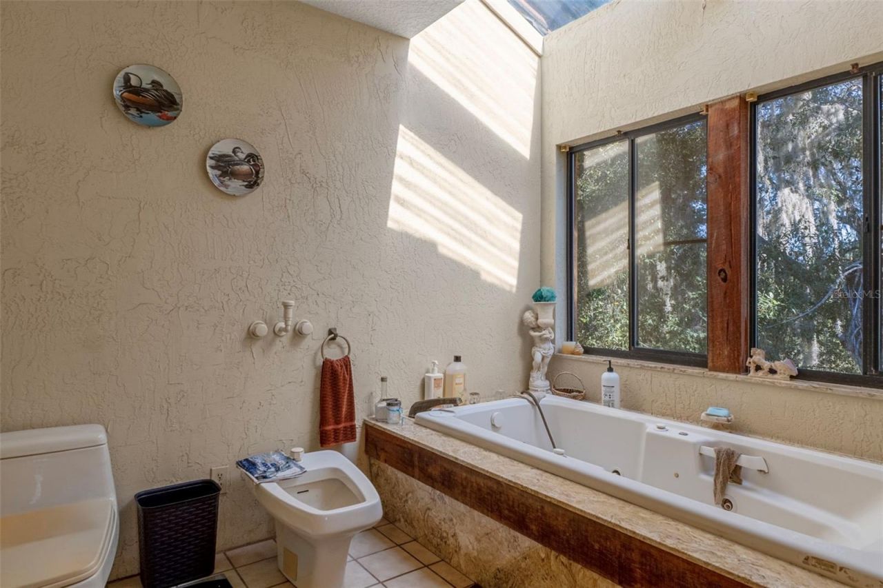 27910 Debbie Road, Okahumpka, FL 34762 Photo