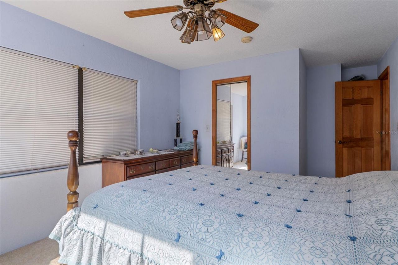 27910 Debbie Road, Okahumpka, FL 34762 Photo