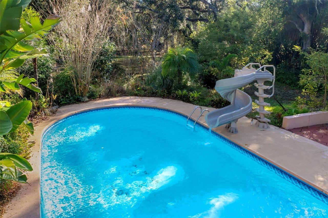 27910 Debbie Road, Okahumpka, FL 34762 Photo
