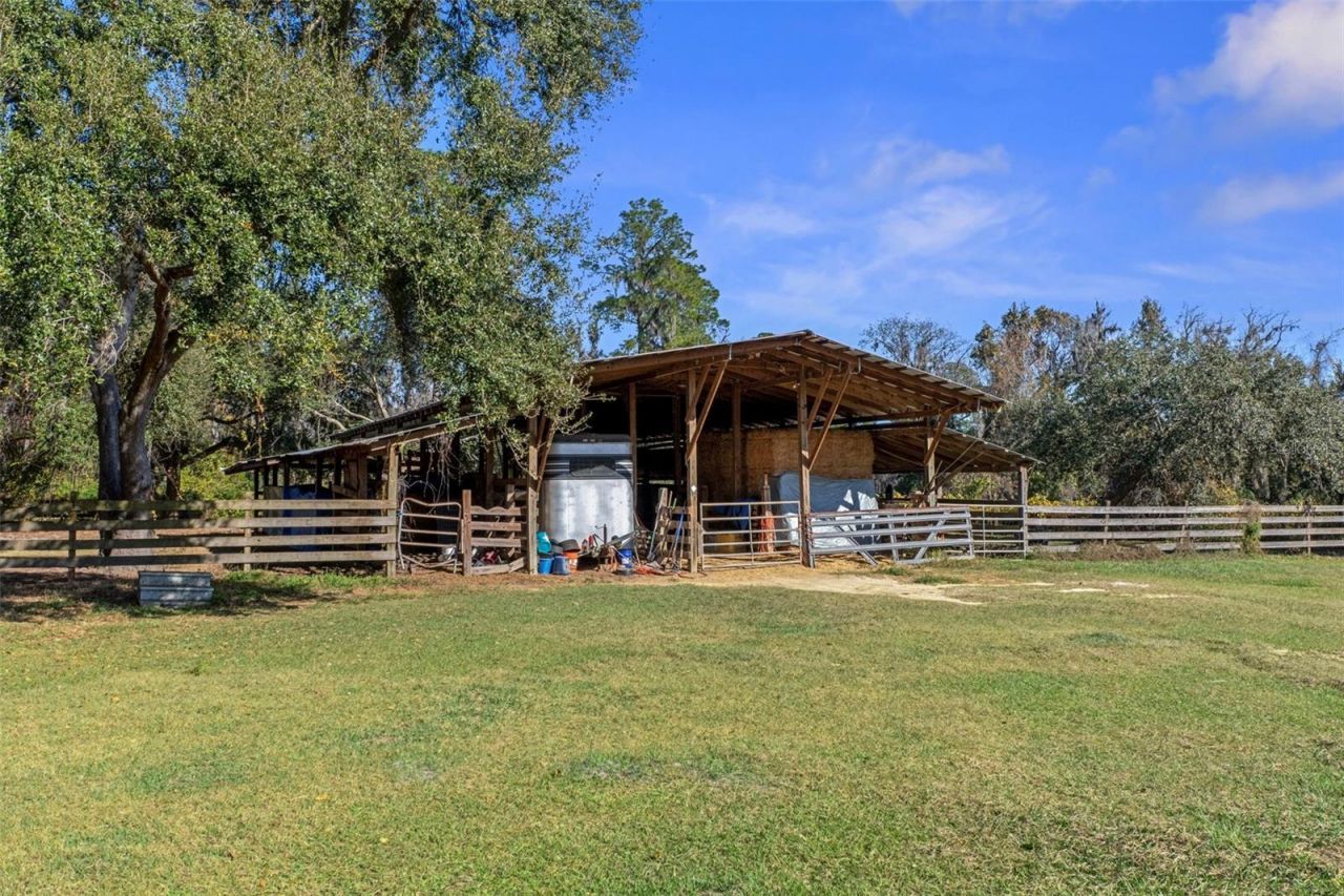 27910 Debbie Road, Okahumpka, FL 34762 Photo