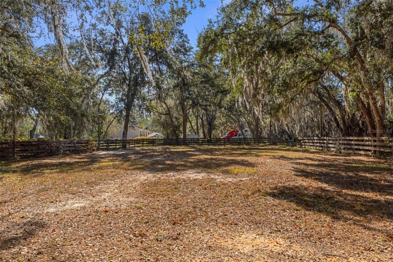 27910 Debbie Road, Okahumpka, FL 34762 Photo