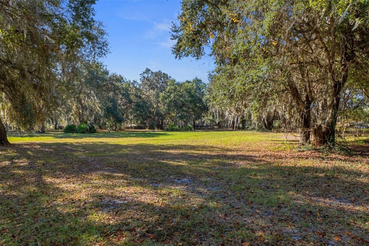 27910 Debbie Road, Okahumpka, FL 34762 Photo