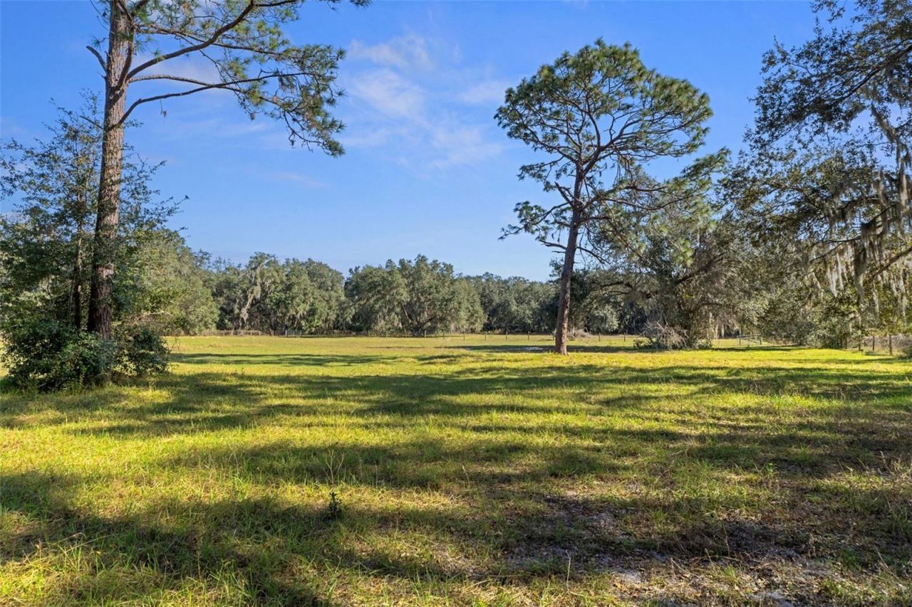 27910 Debbie Road, Okahumpka, FL 34762 Photo