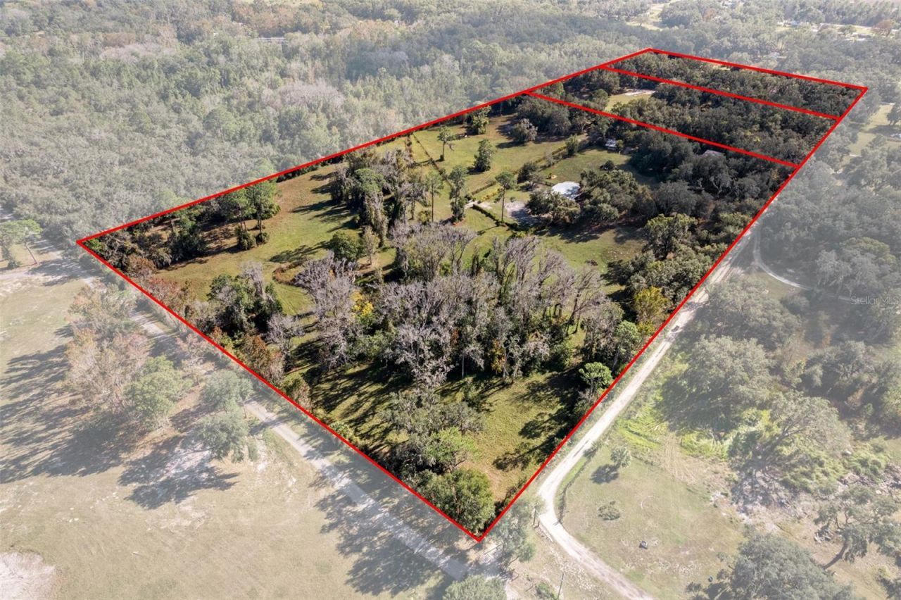 27910 Debbie Road, Okahumpka, FL 34762 Photo
