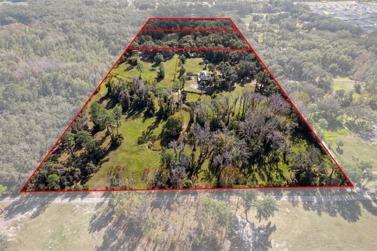 27910 Debbie Road, Okahumpka, FL 34762 Photo
