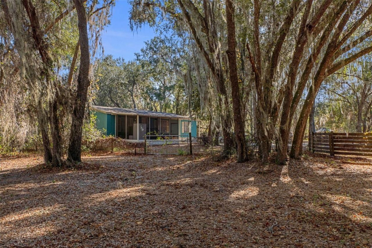 27910 Debbie Road, Okahumpka, FL 34762 Photo