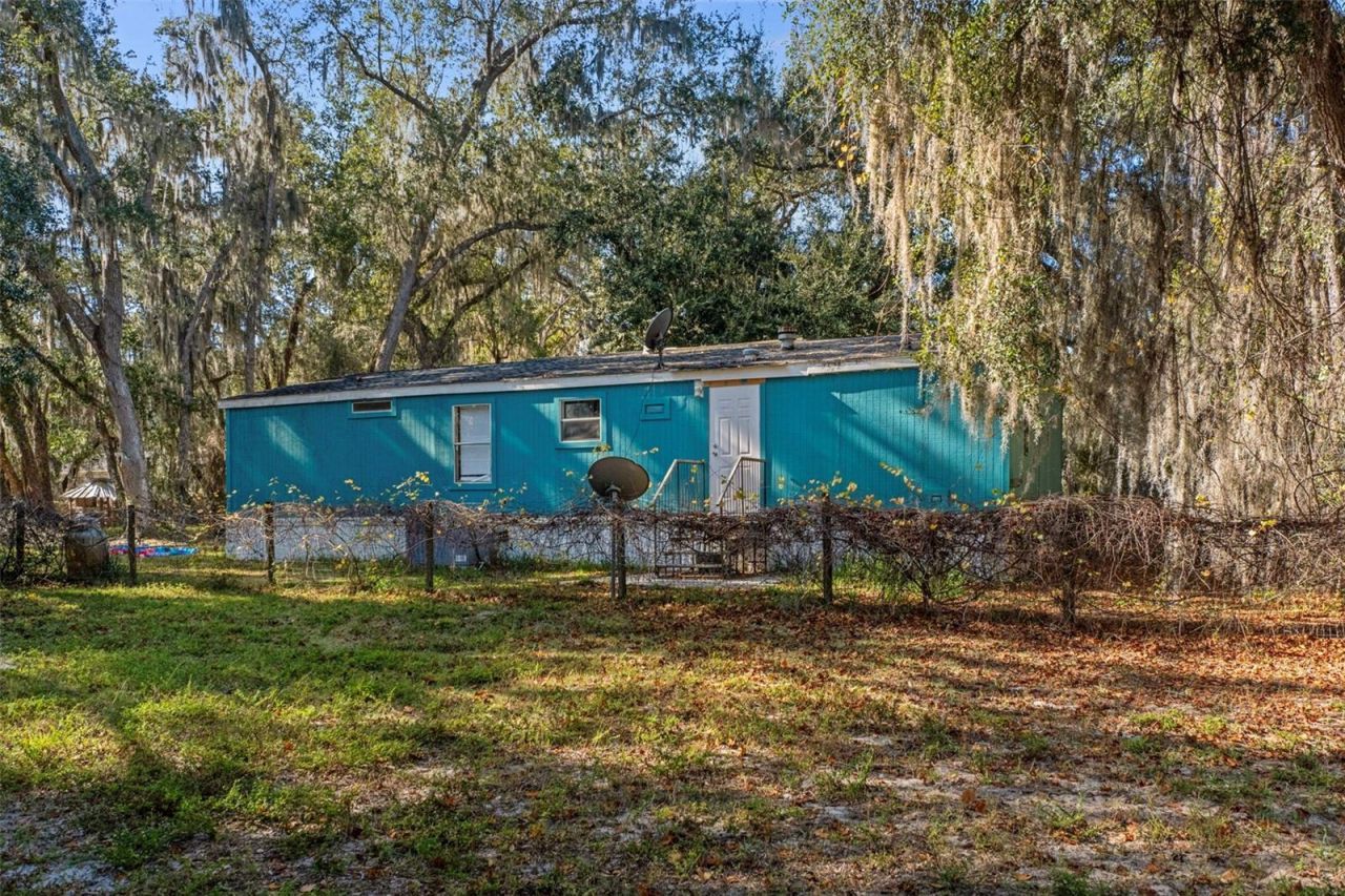27910 Debbie Road, Okahumpka, FL 34762 Photo