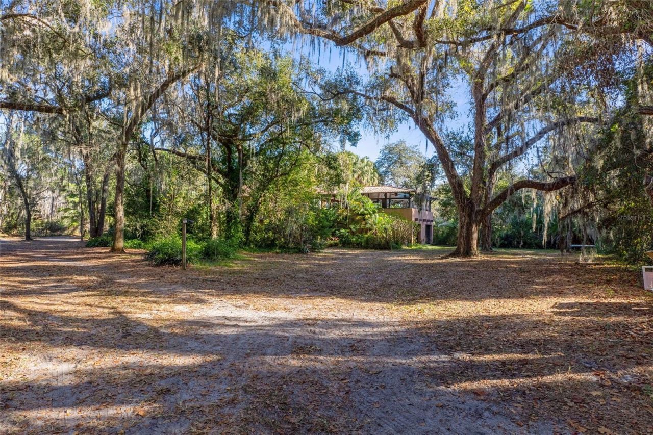 27910 Debbie Road, Okahumpka, FL 34762 Photo