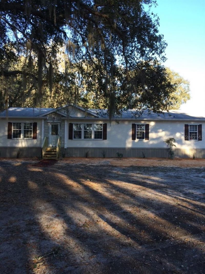 27910 Debbie Road, Okahumpka, FL 34762 Photo