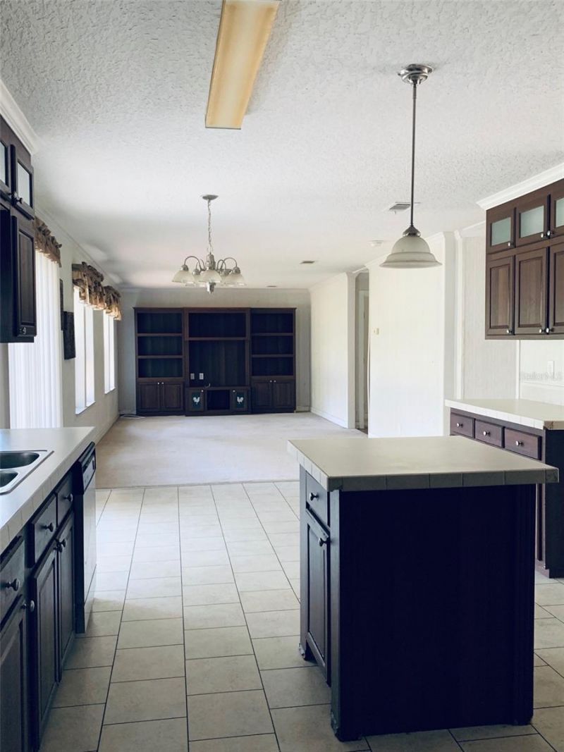 27910 Debbie Road, Okahumpka, FL 34762 Photo