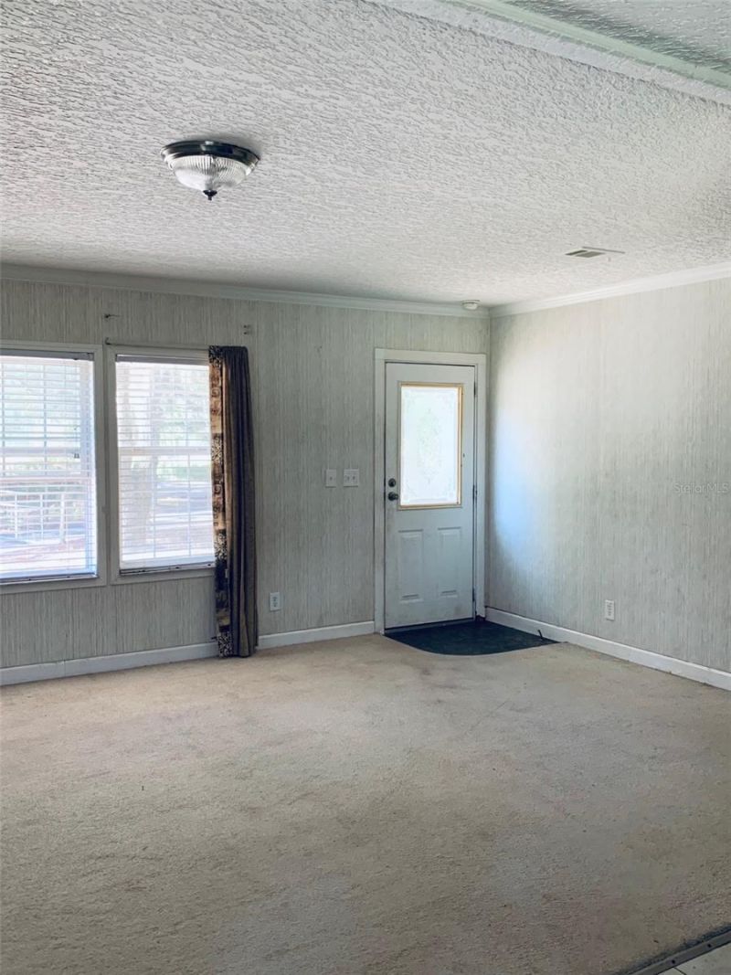 27910 Debbie Road, Okahumpka, FL 34762 Photo