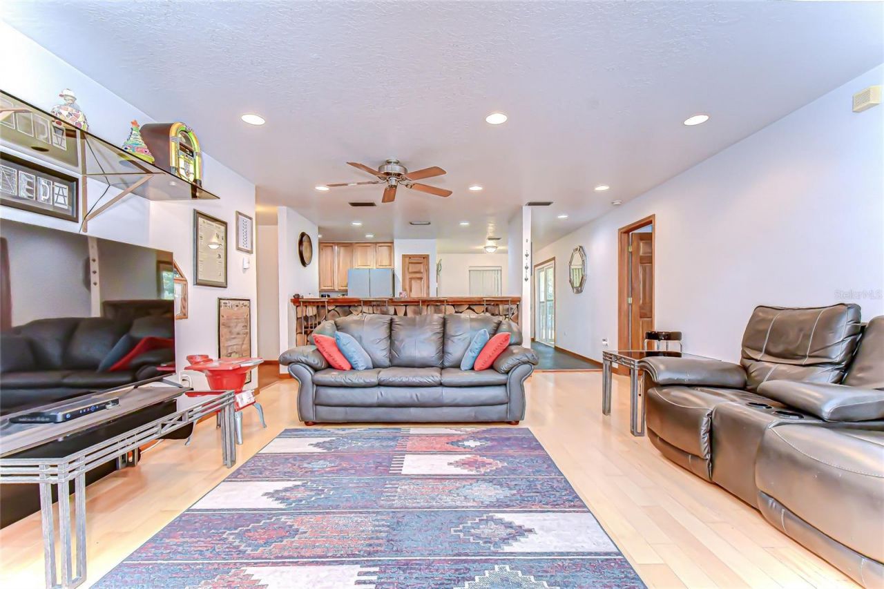 3719 Moores Lake Road, Dover, FL 33527 Photo