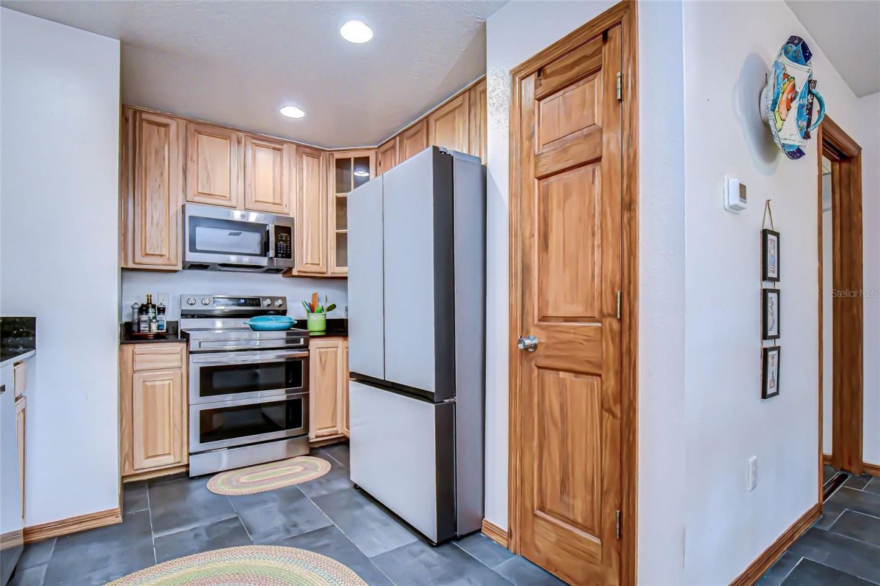 3719 Moores Lake Road, Dover, FL 33527 Photo