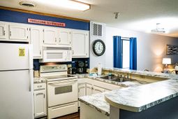 1014 Dogwood Dr. S photo 4