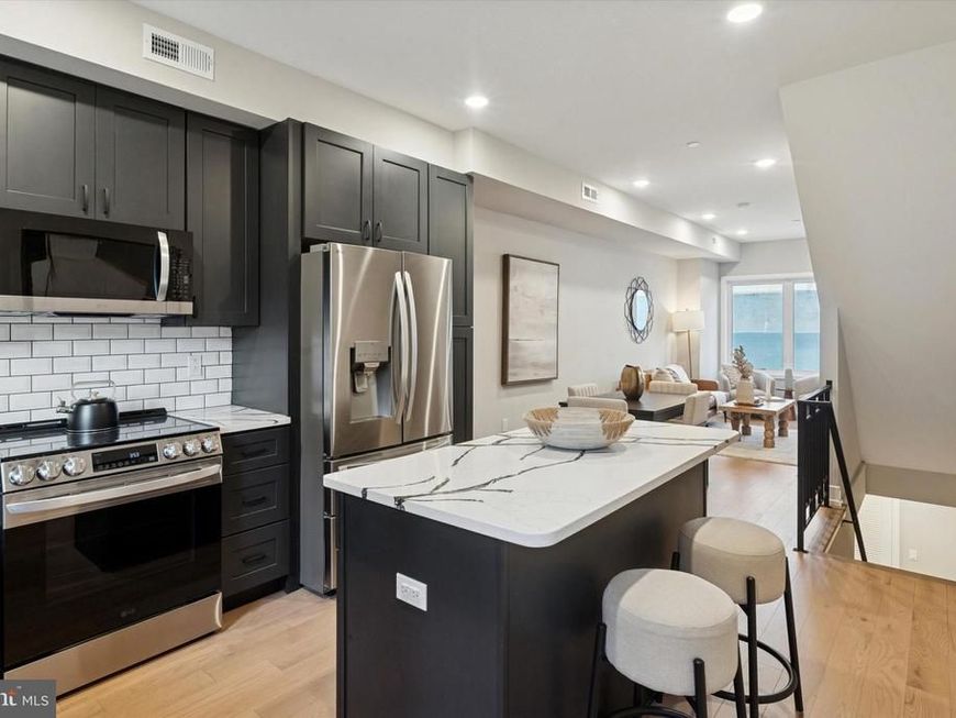 1620 N Randolph Street, Philadelphia, PA 19122 Main Photo