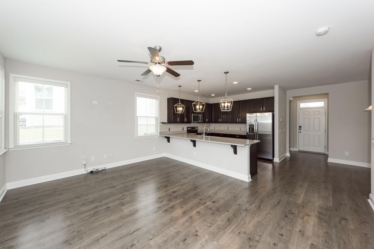 7861 Montview Road Photo 10