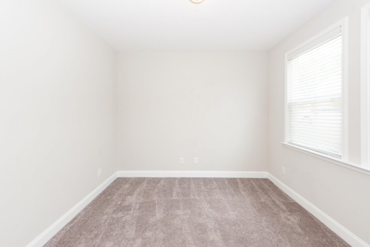 7861 Montview Road Photo 16